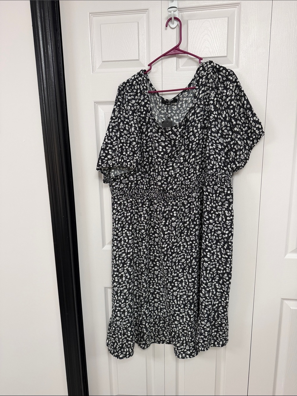 Women's Black Floral Midi Dress with Square Neck and Elastic Waist and Sleeves
